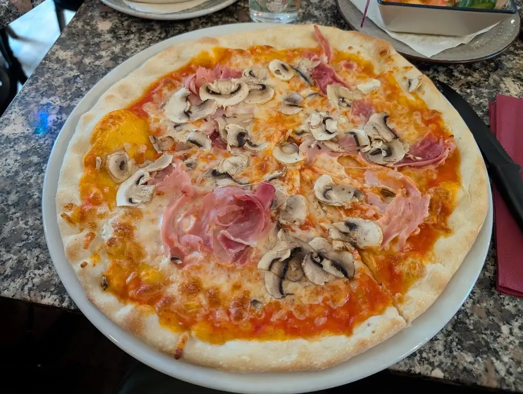 Oliver Stones_Marco Polo Pizzeria_Driffield_review