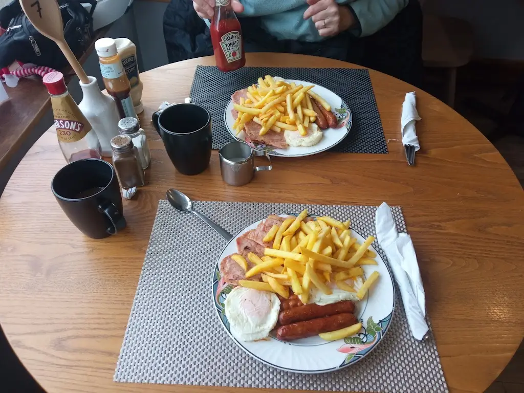 Dave Williams_Warley Cross Cafe_Driffield_review