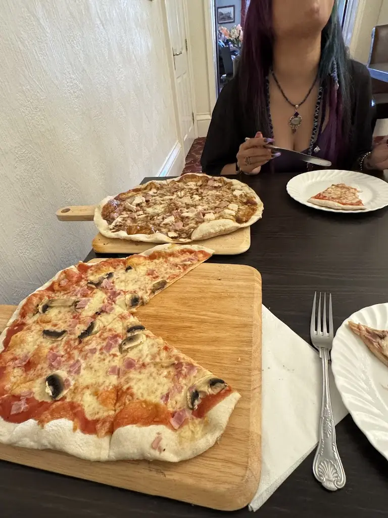 Kyle Midgley_Lodge At Gransmoor_Driffield_recensione