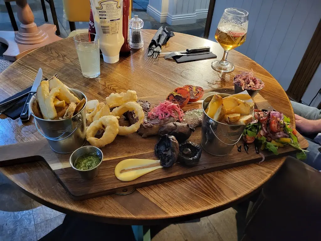 GiGi Dugmore_The Cross Keys, Dunnington_Dunnington_review