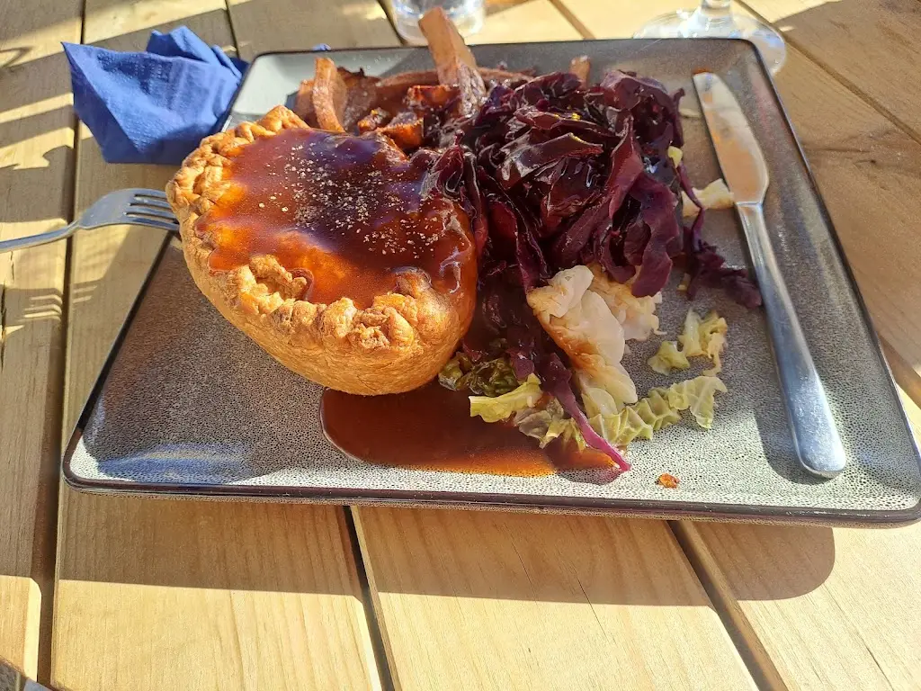 Michael moran_The Cross Keys, Dunnington_Dunnington_review