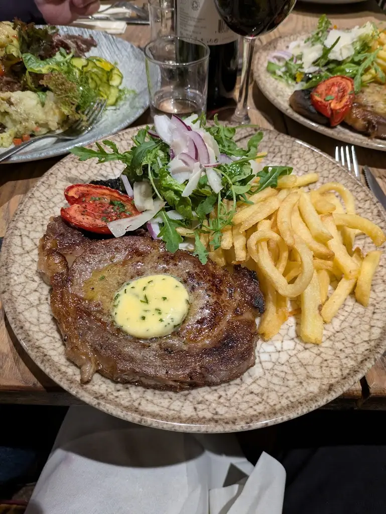 Mike Turff_Woods Bar & Restaurant_Dulverton_review