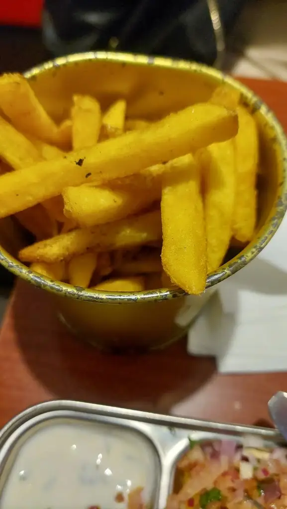 Paul Meagher_Mumbai to London Cafe Restaurant, Droylsden, Manchester_Droylsden_review