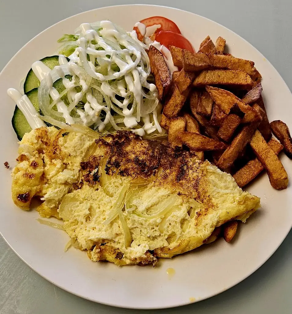 Lauren Gallagher_Peggies Kitchen_Droylsden_review