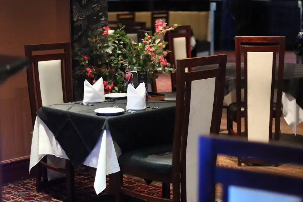 The Pearl Restaurant Bar & Lounge | Indian Restaurant in Manchester_Droylsden_slider_image_1