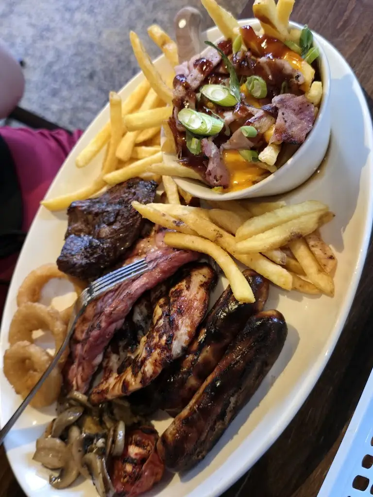 The Haddon Hall_Droylsden_slider_image_3