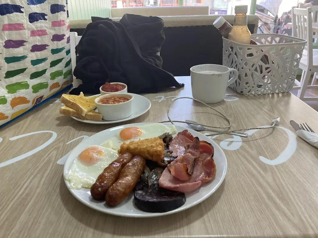 Menu_Central Cafe and Sweet Creations_Droylsden_image_3