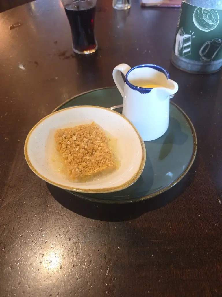 Tony McGhee_Ash Tree Farm_Droylsden_review