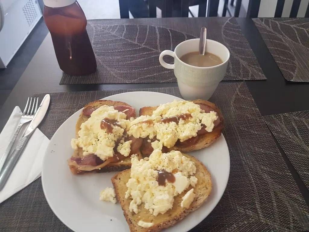 RICH MAC_Spats Coffee House_Droitwich_review