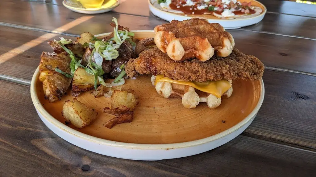 Castle_Droitwich_slider_image_3