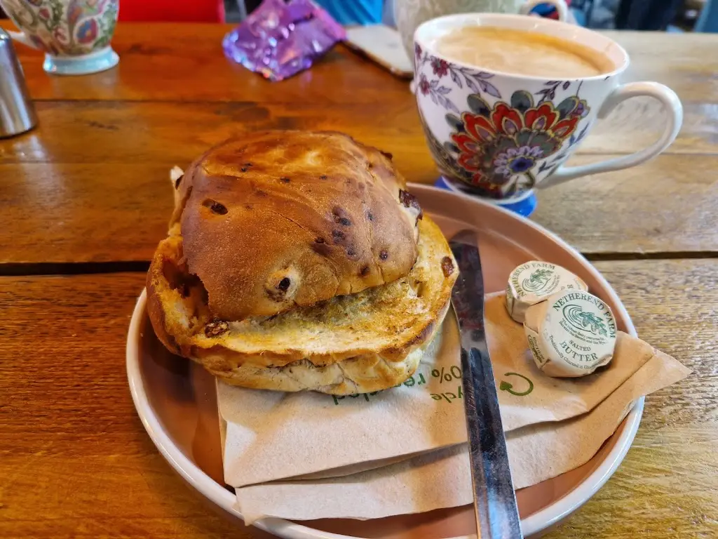 Menu_Droitwich Spa Lido Café_Droitwich_image_5