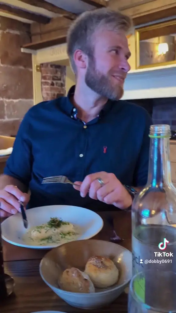 Venture In Restaurant_Droitwich_slider_image_2