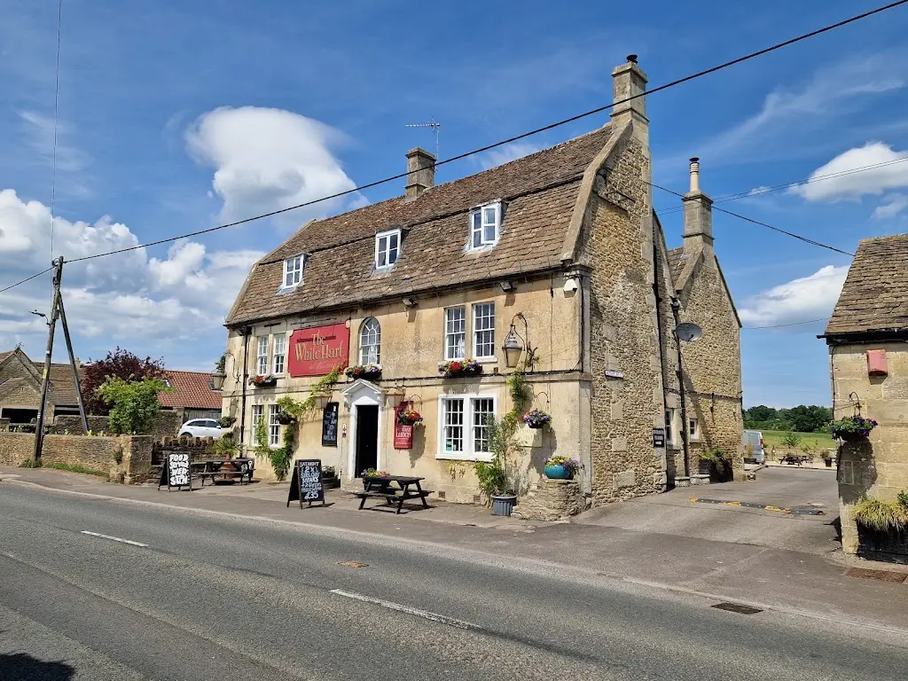 mark cooper_The White Hart_Atworth_review