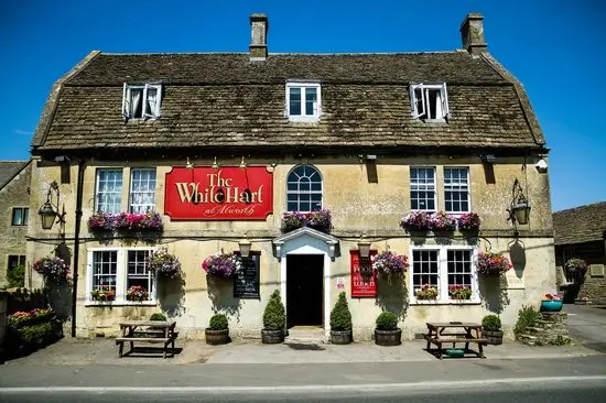 The White Hart_Atworth_slider_image_3