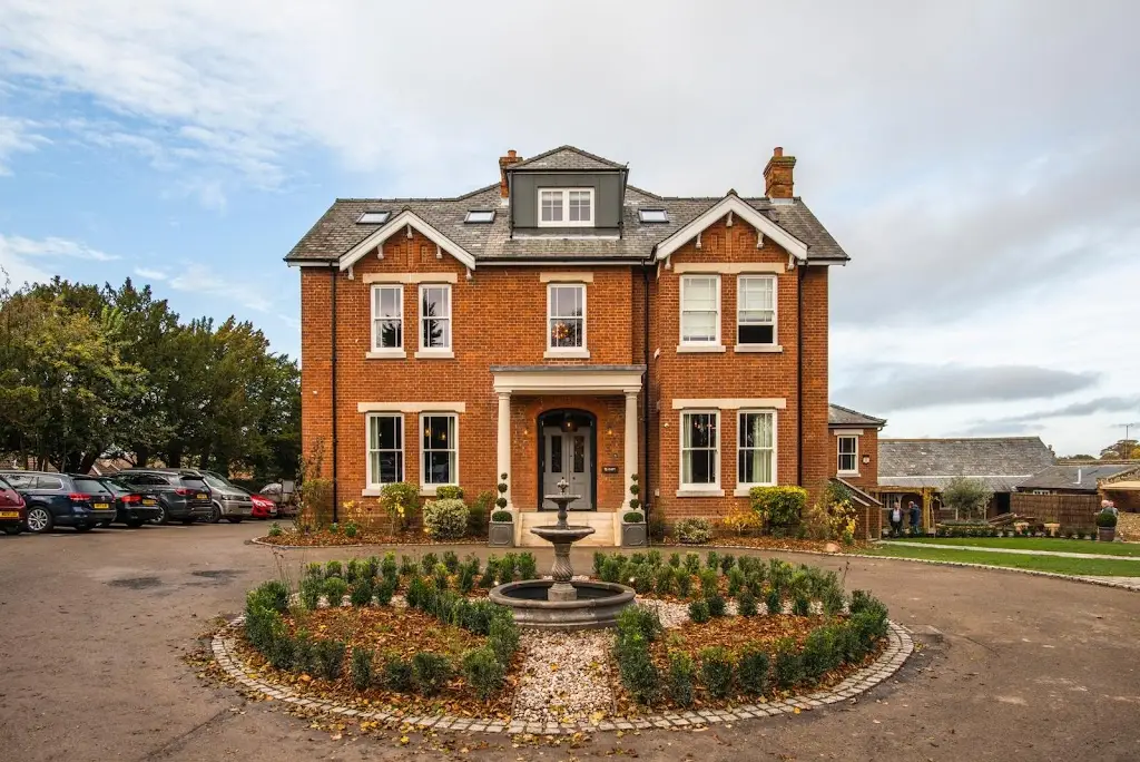 The Lodge, Duxford_Duxford_slider_image_1