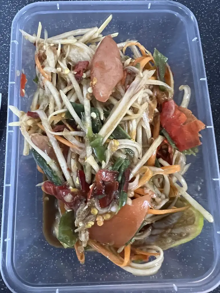 Royal Thai Takeaway by Som_Duxford_slider_image_2