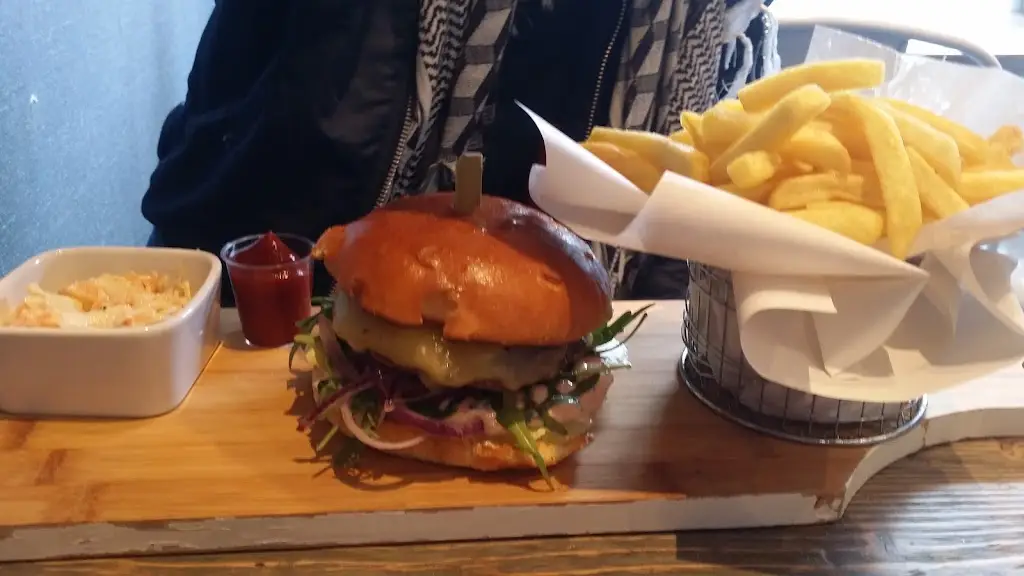 Menu_Olive Tree_Dudley_image_4