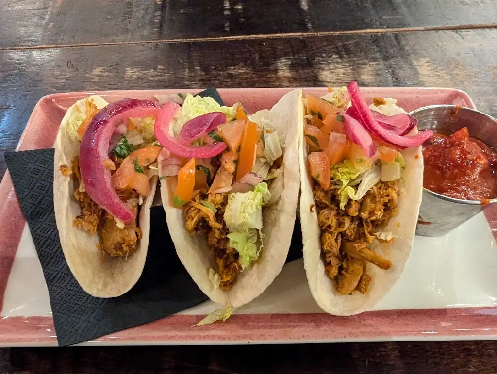 Chiquito_Dudley_slider_image_3