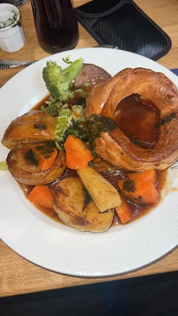 Menu_The Fellows Pub_Dudley_image_6