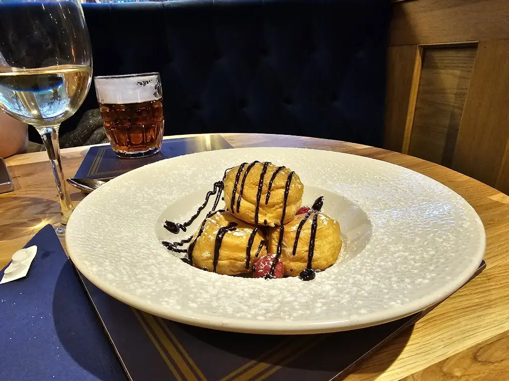 Menu_The Fellows Pub_Dudley_image_8