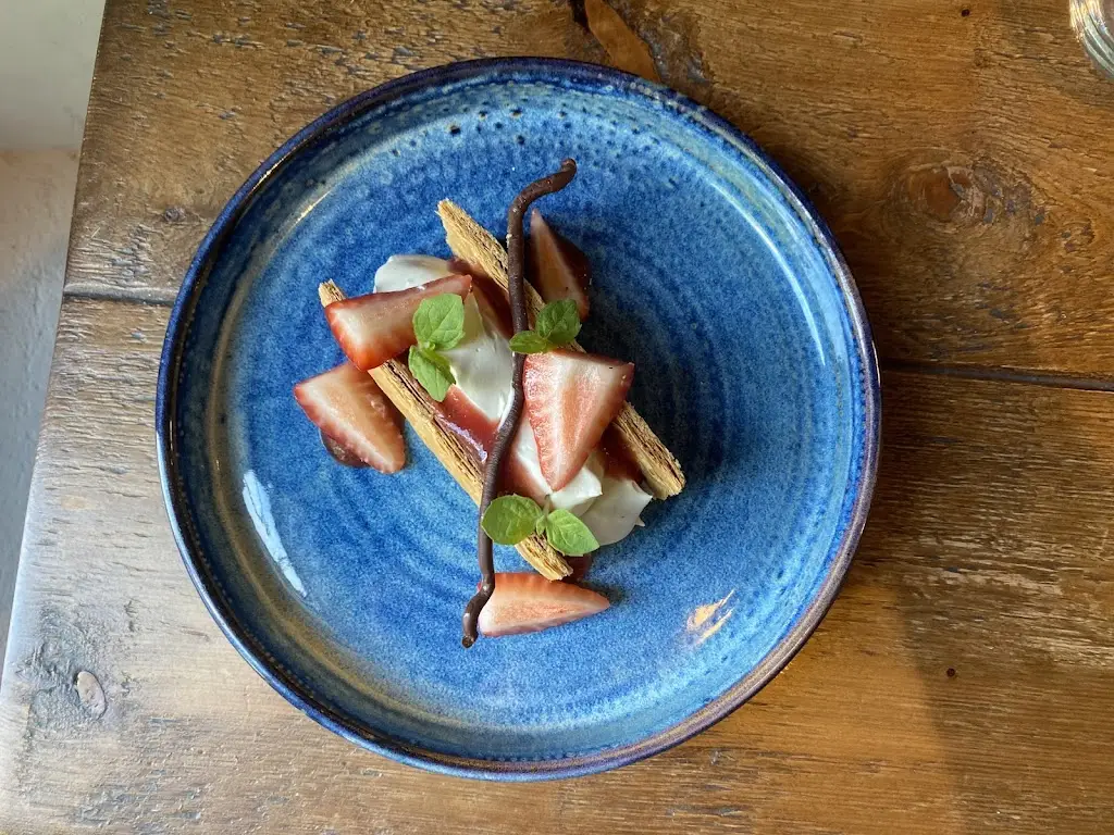 Guest Restaurant_Dudley_slider_image_2