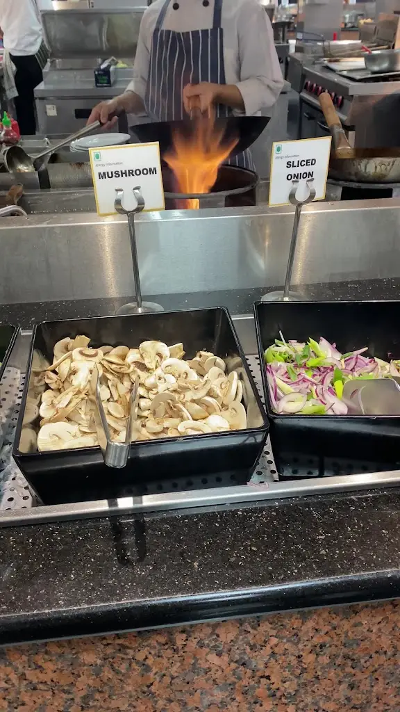 Mrs A_The Venue Buffet_Dudley_recensione