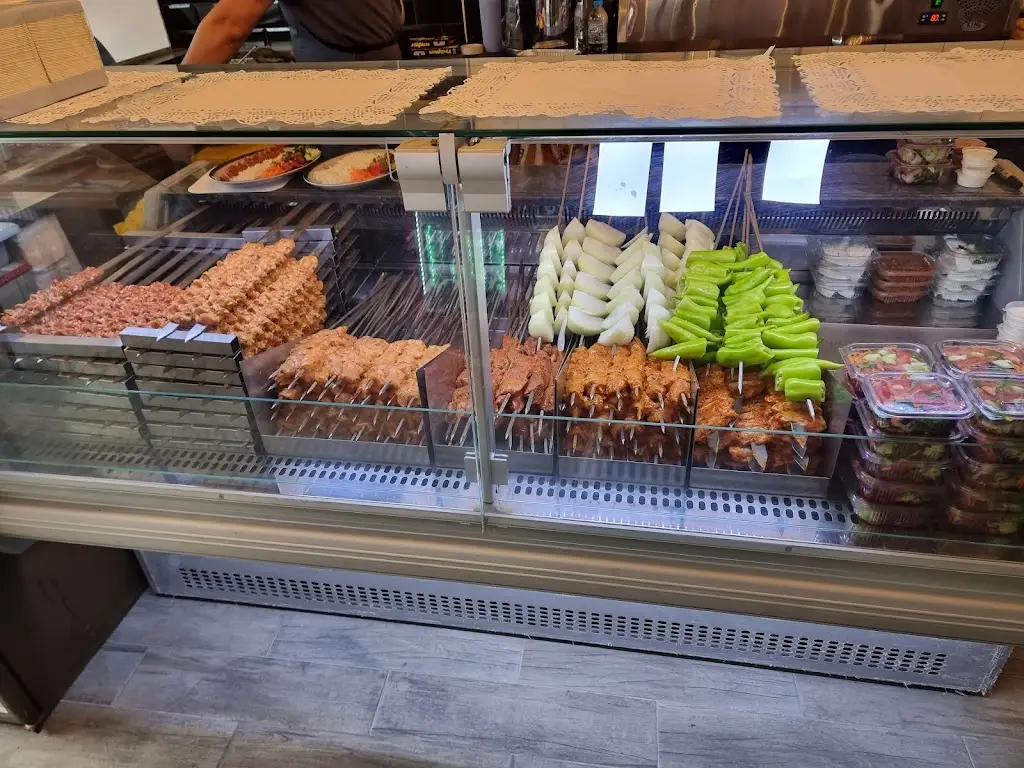 Istanbul BBQ_Earl Shilton_slider_image_1