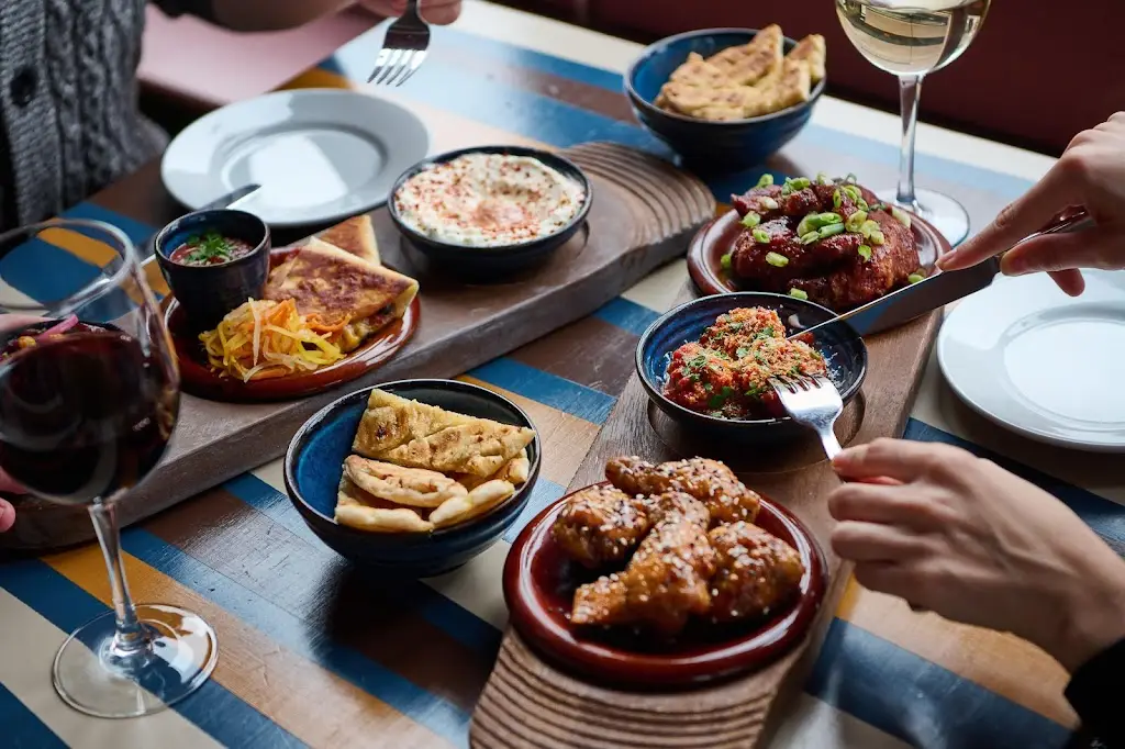 Como Lounge_Ducklington_slider_image_2