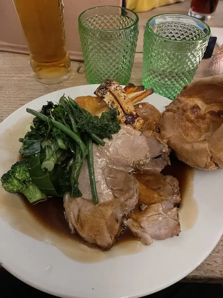 Menu_The Three Horseshoes_Ducklington_image_5