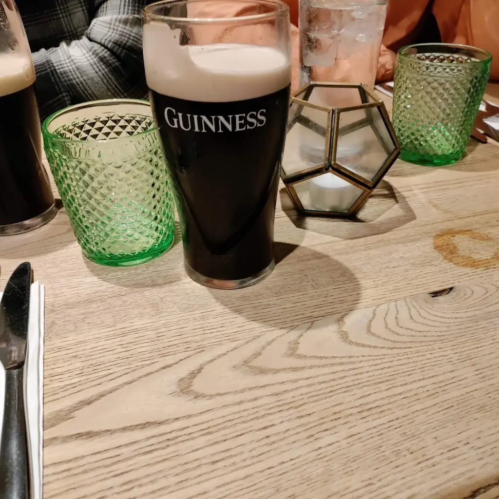 Menu_The Three Horseshoes_Ducklington_image_9