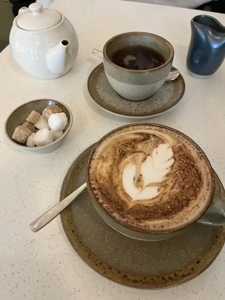 No.14 Wesley Walk_Ducklington_slider_image_3