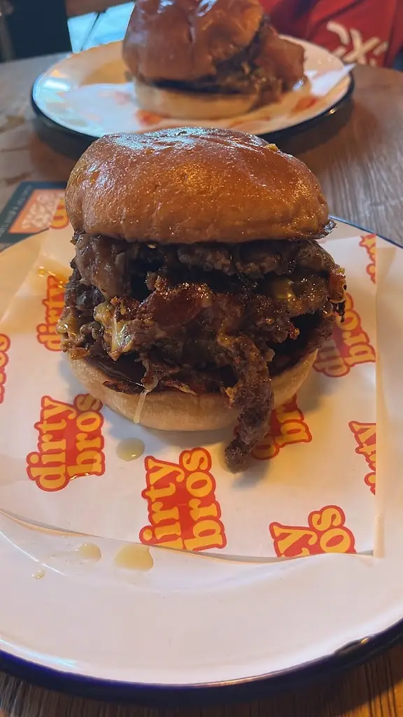 In Friendship_Dirty Bros_Ducklington_recensione