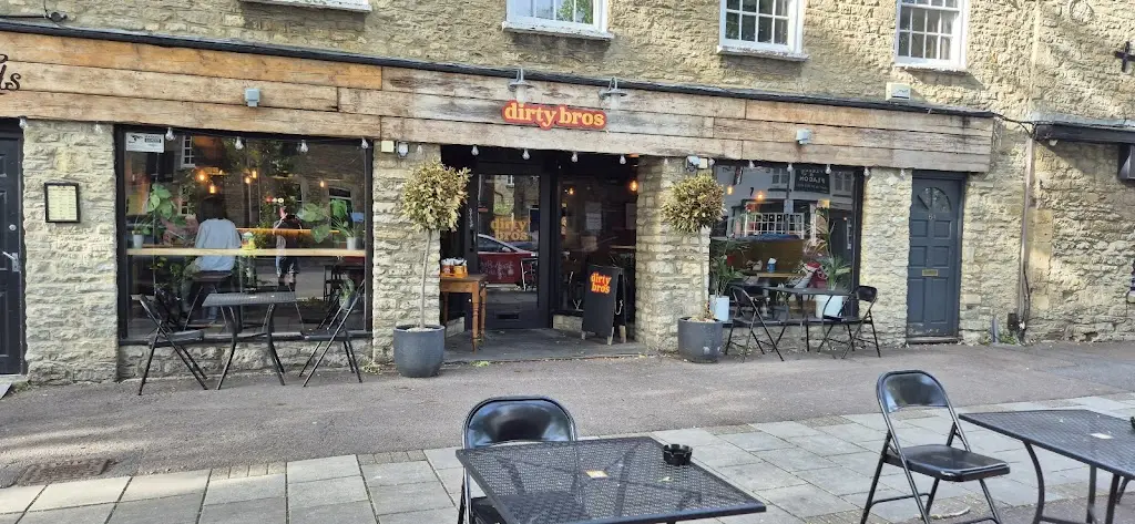 Dirty Bros restaurant in Ducklington