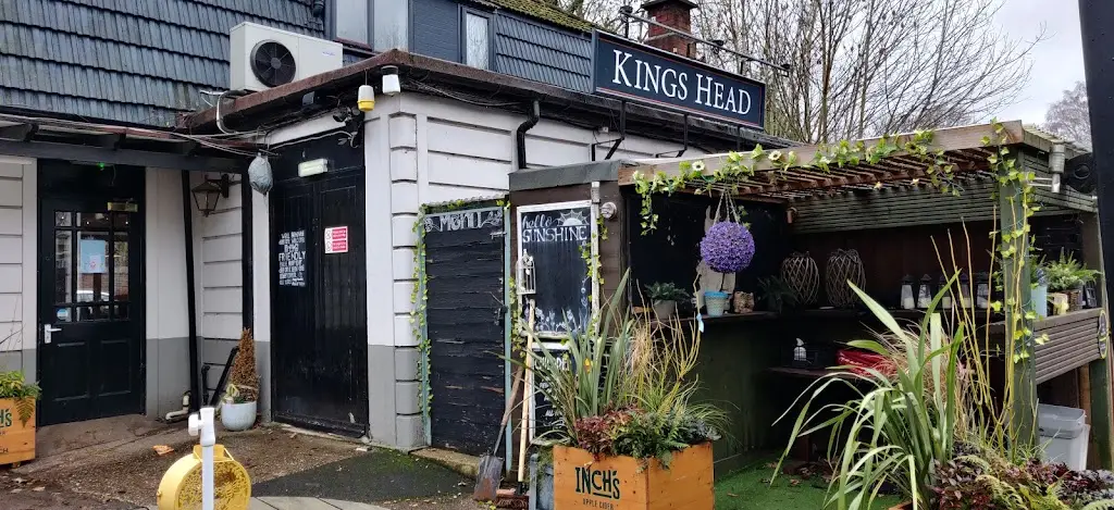 The Kings Head restaurant in Atherstone
