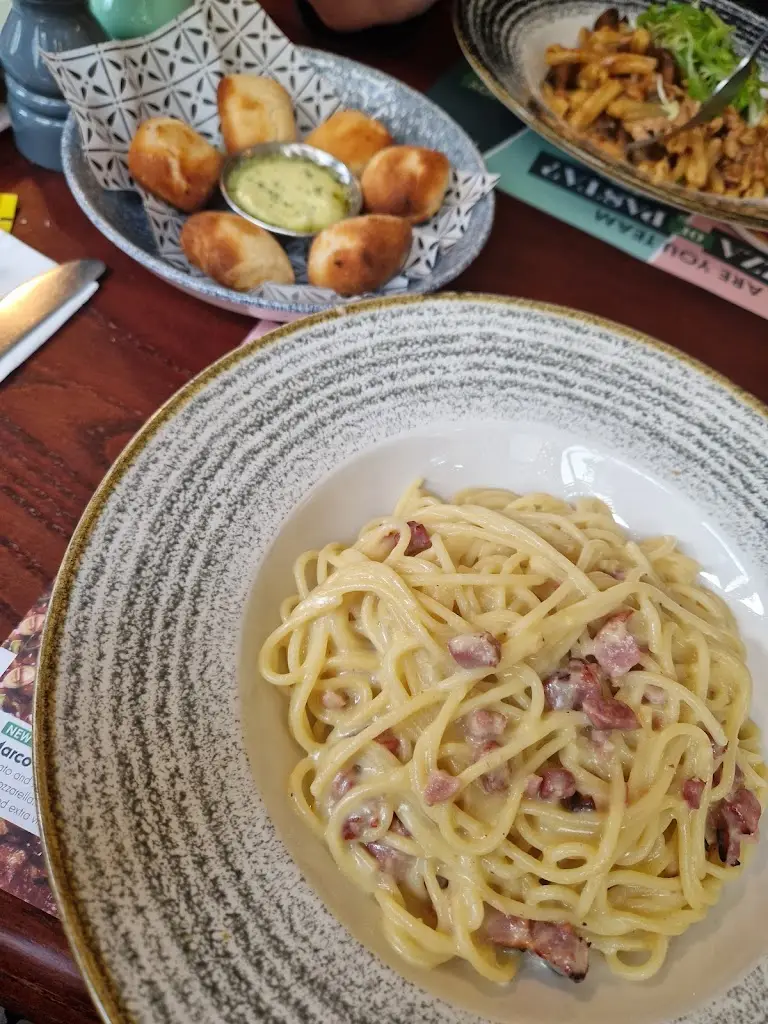 Bella Italia_Ducklington_slider_image_2