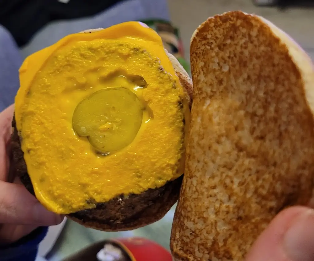 Menu_McDonald's_Ducklington_image_4