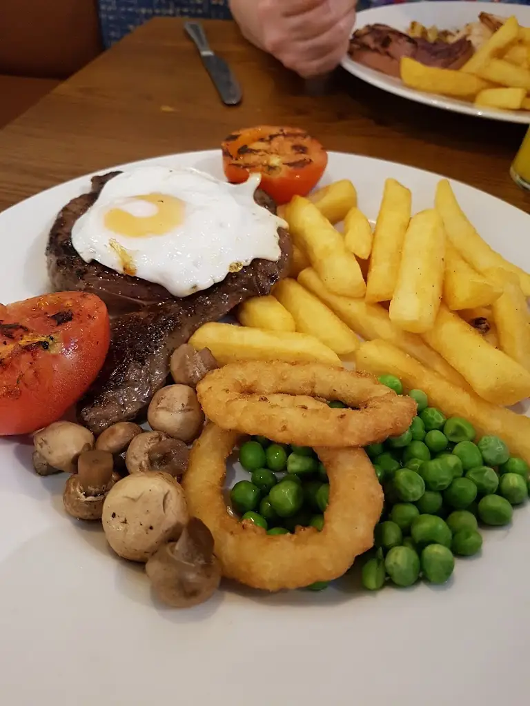 Menu_Rowing Machine_Ducklington_image_9