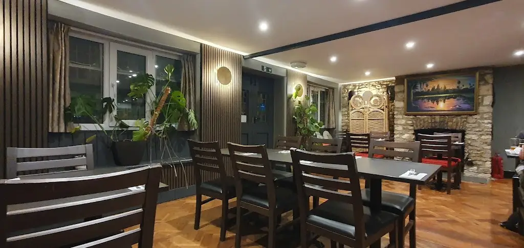 Cambodian Cuisine at the Carpenters Arms_Ducklington_slider_image_1