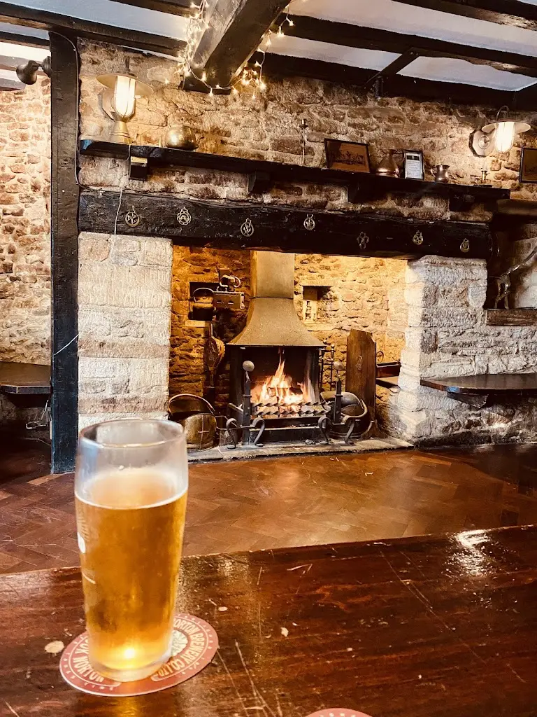 Menu_The Eagle Tavern_Ducklington_image_3