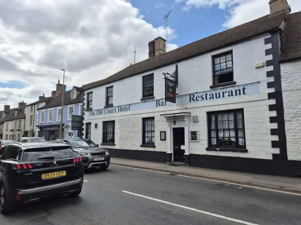 Gurkha Bar & Restaurant_Ducklington_slider_image_3