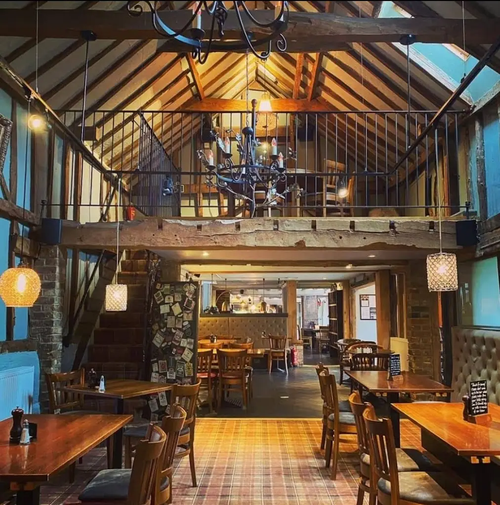 The Five Bells_Earls Colne_slider_image_1