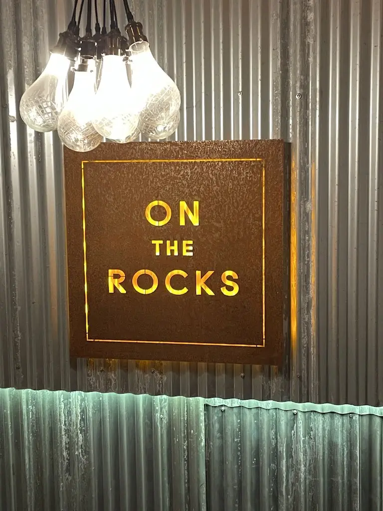 Jasmin Braun_On the Rocks_Dunchurch_review