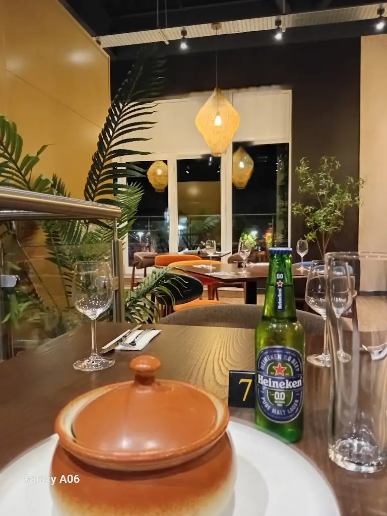 The Mayuri Indian Restaurant Bar_Dunchurch_slider_image_2