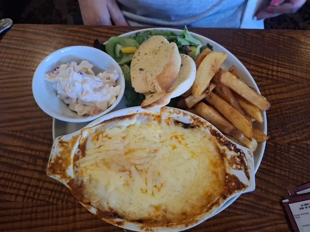 Jason Thompson_Denison Arms_East Ayton_review