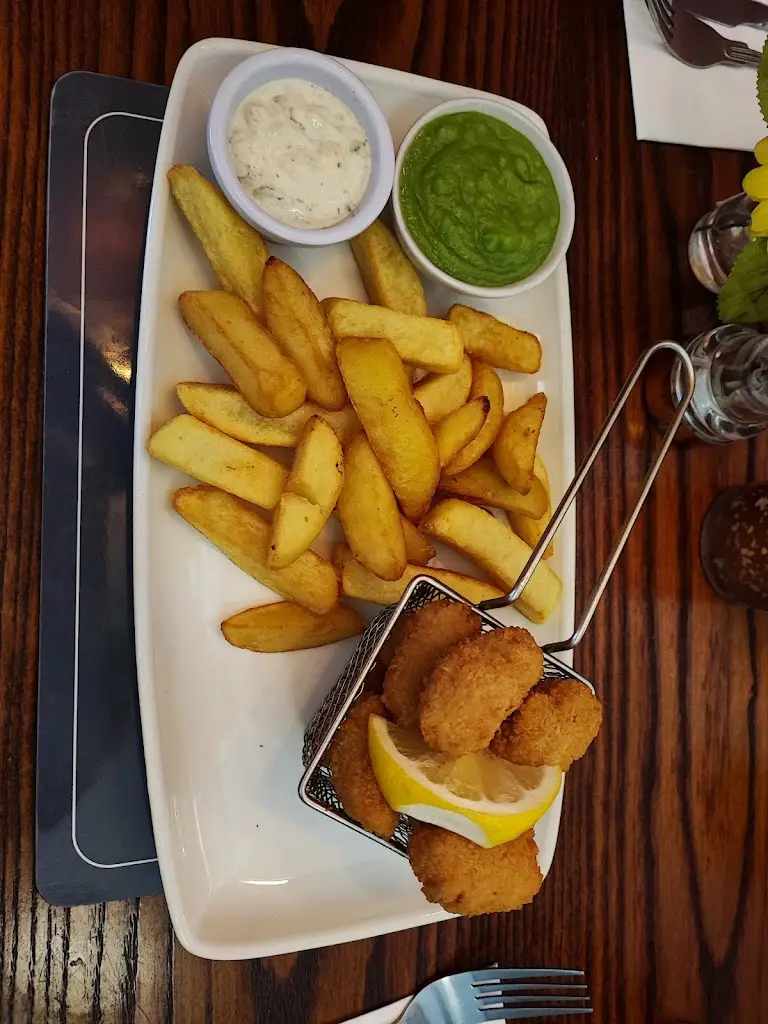 Thailand Living In 'Chiang Mai'_Denison Arms_East Ayton_review