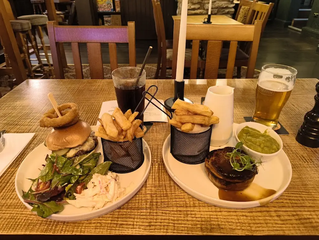 Denison Arms_East Ayton_slider_image_3