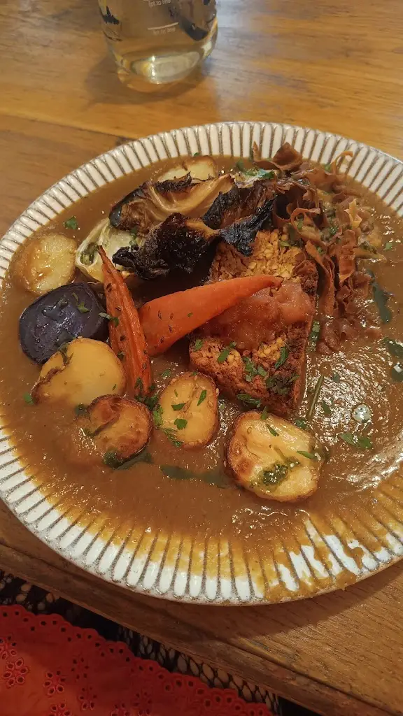 Lucy-Ella Jones_The Waiting Room_Eaglescliffe_review