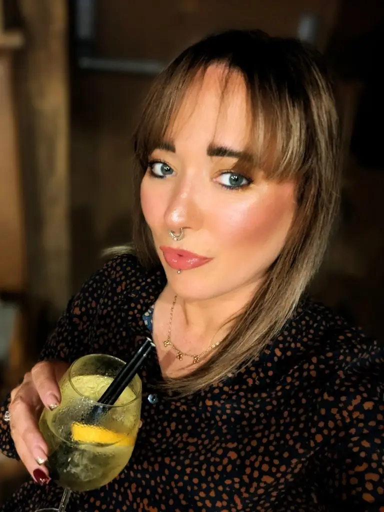 melissa Allan_The Old Band House_Ashton in Makerfield_review