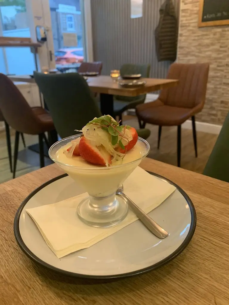 David Tyerman_Serino’s Deli & Wine Bar_Eaglescliffe_review