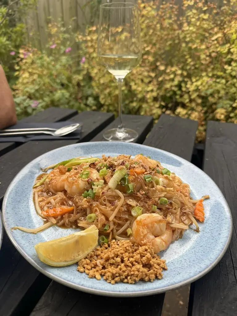 The Pot & Glass_Eaglescliffe_slider_image_2